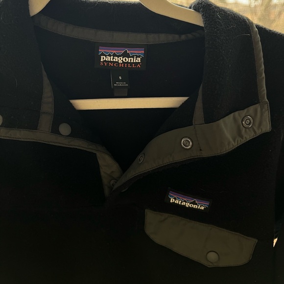 Patagonia Black Synchilla Fleece - Picture 3 of 4